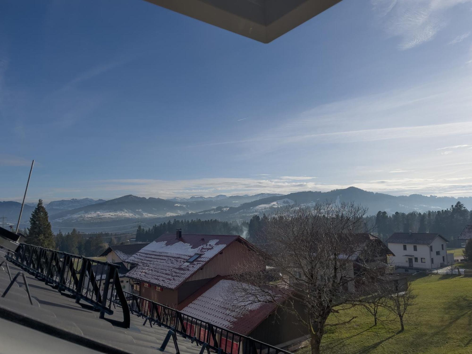 Gamsfels Josephine Galeriewohnung Langen Bei Bregenz Exteriör bild